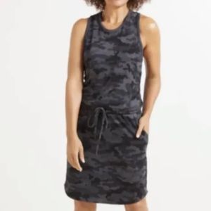 SUNDRY for EVEREVE - Weekender Camo Dress Racerback Pockets Drawstring Waist XL